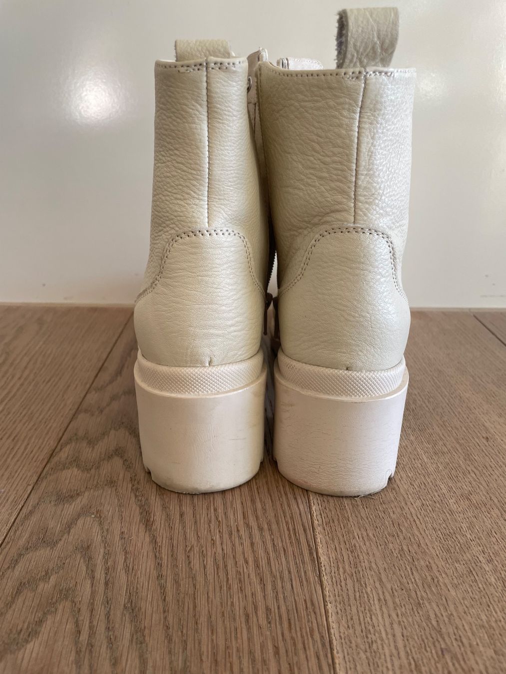 Scarpe da donna: Stiefel aus Leder – Usato da Neuwilen venduto da bobbel01 2