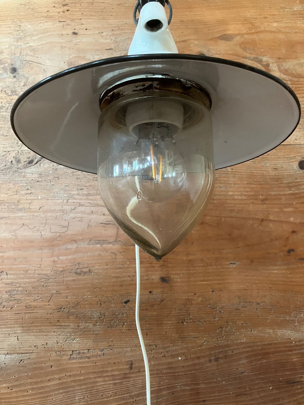 Lampen: Hängelampe, Lampe, Stalllampe, Wandlampe – Gebraucht aus Neftenbach von 889095 9