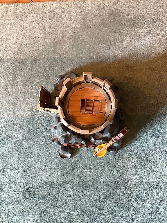 Spielzeuge: Playmobil Turm / Burg – Gebraucht aus Bern von 1625 2