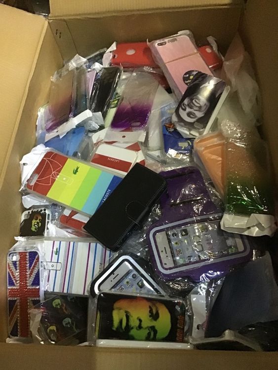 Lot De 6 Coques De Téléphone Assorties – État Correct, Occasion