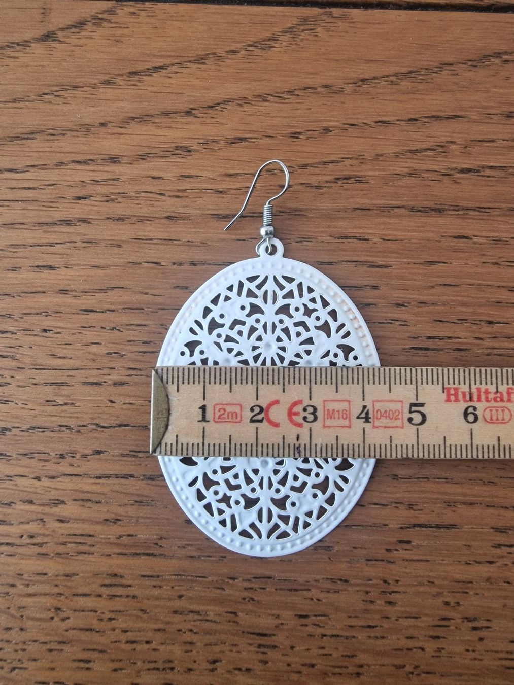 Orecchini pendenti & Orecchini a lobo: Ein Ohrring oval weiss filigran – Nuovo (secondo la descrizione) da Meierskappel venduto da HeartWear 1