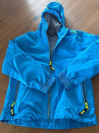 schöne Regenjacke von CMP