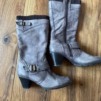 Wunderschöne, fast neue Stiefel, in Grösse 5.5 (38.5 ?)