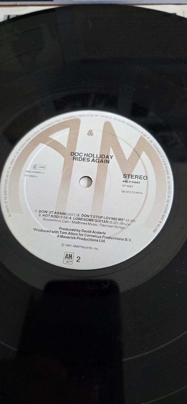 Dischi in vinile:  Doc Holliday Rides Again 1981 Vg,Vg – Usato da Yvonand venduto da RF-VINYL 4
