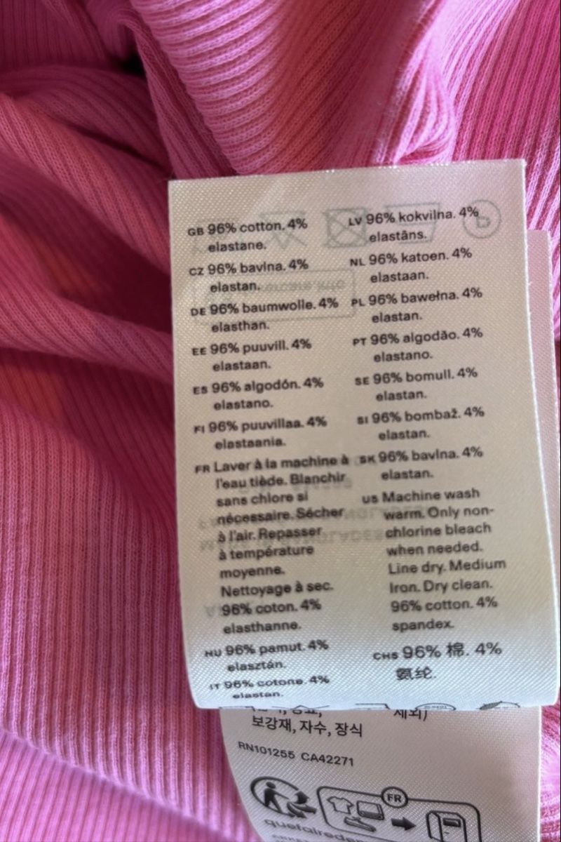 Arket Tops: ARKET Tanktop pink – Gebraucht aus Klosters von jewelsy 2
