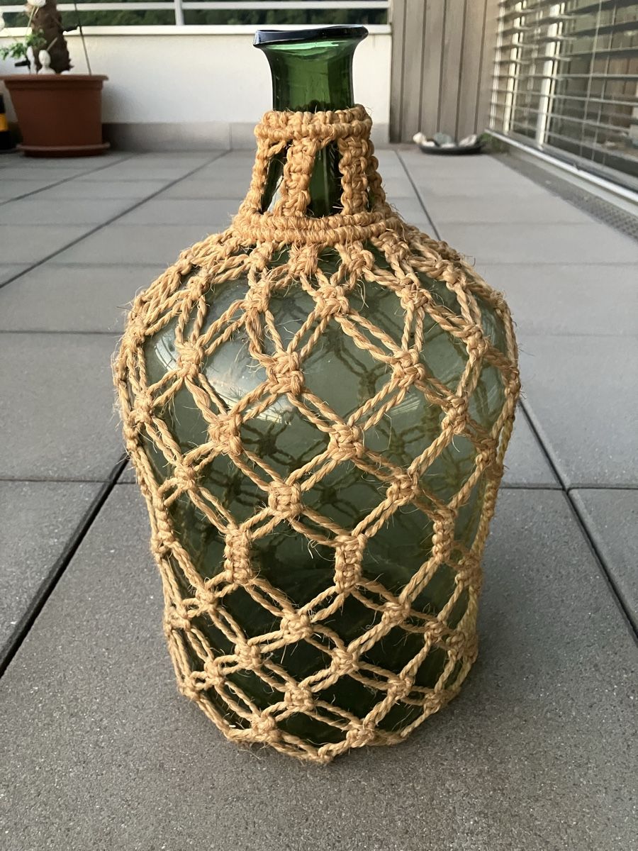 Bottiglie: Antike Flasche mit Schnurgeflecht – Usato da Willisau venduto da son_lq7g