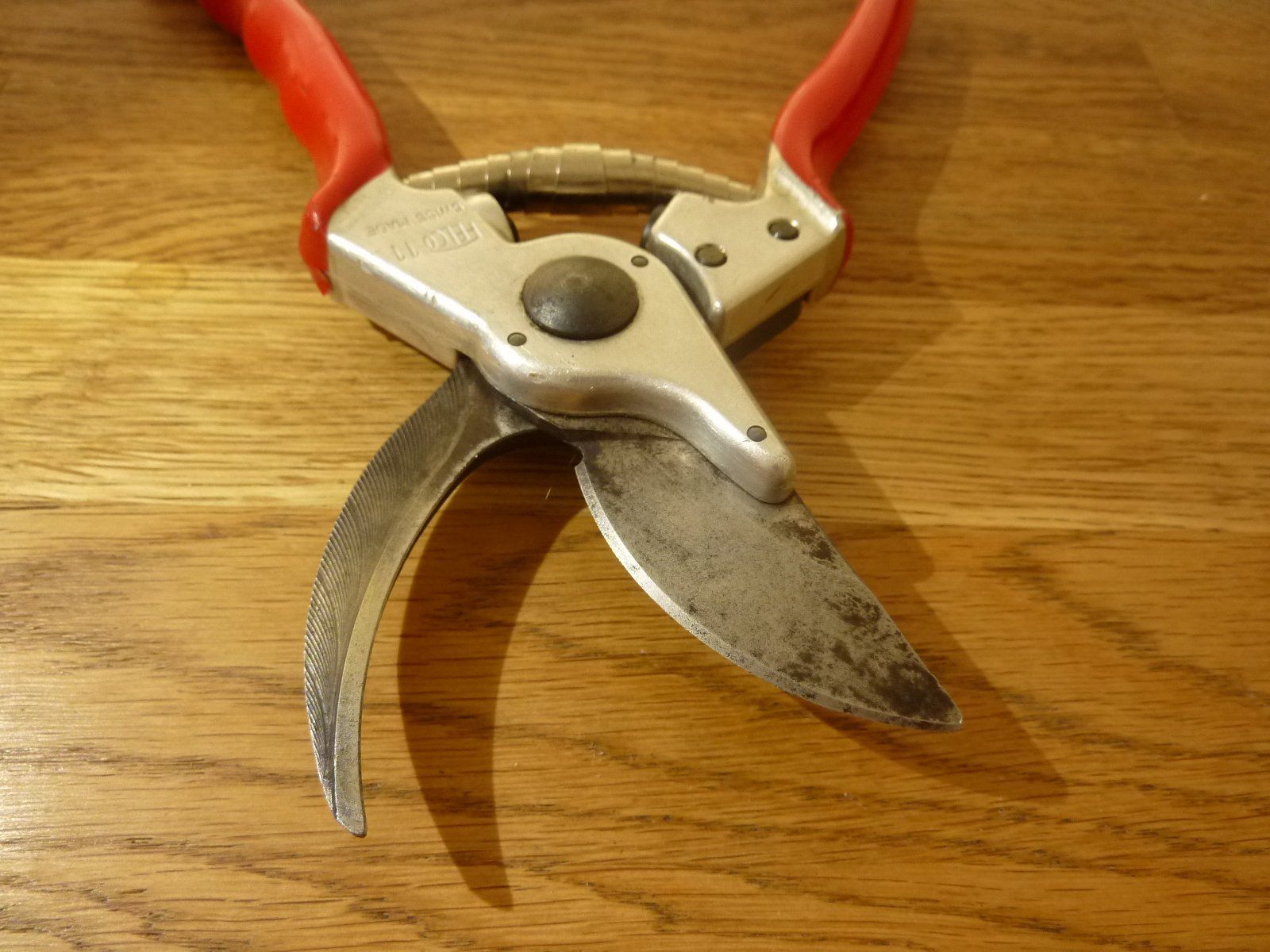 Felco Tutti gli attrezzi: Original Gartenschere Felco 11 Swiss Made – Usato da Hochfelden venduto da swissice 3