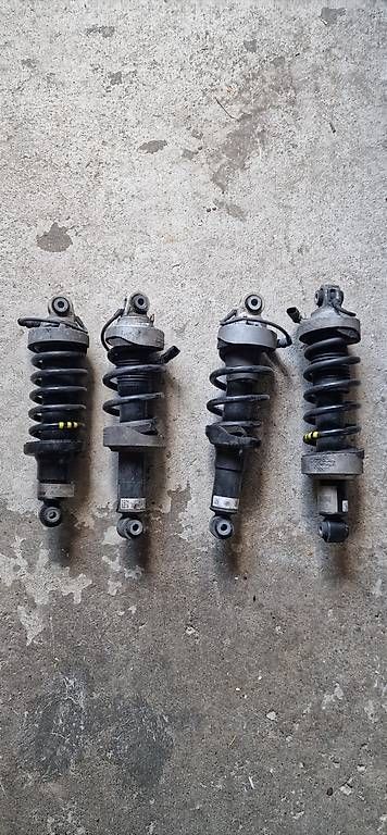 Tutti i ricambio per moto: Amortisseur R8 – Usato da Sonceboz-Sombeval venduto da Fg410