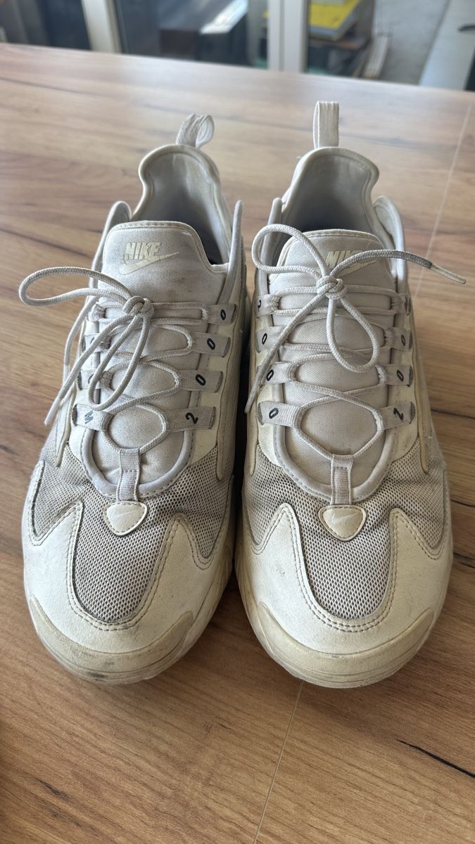 Nike Scarpe da uomo: Nike Zoom 2000 Schuhe – Usato da Schlieren venduto da NM_Nici 1