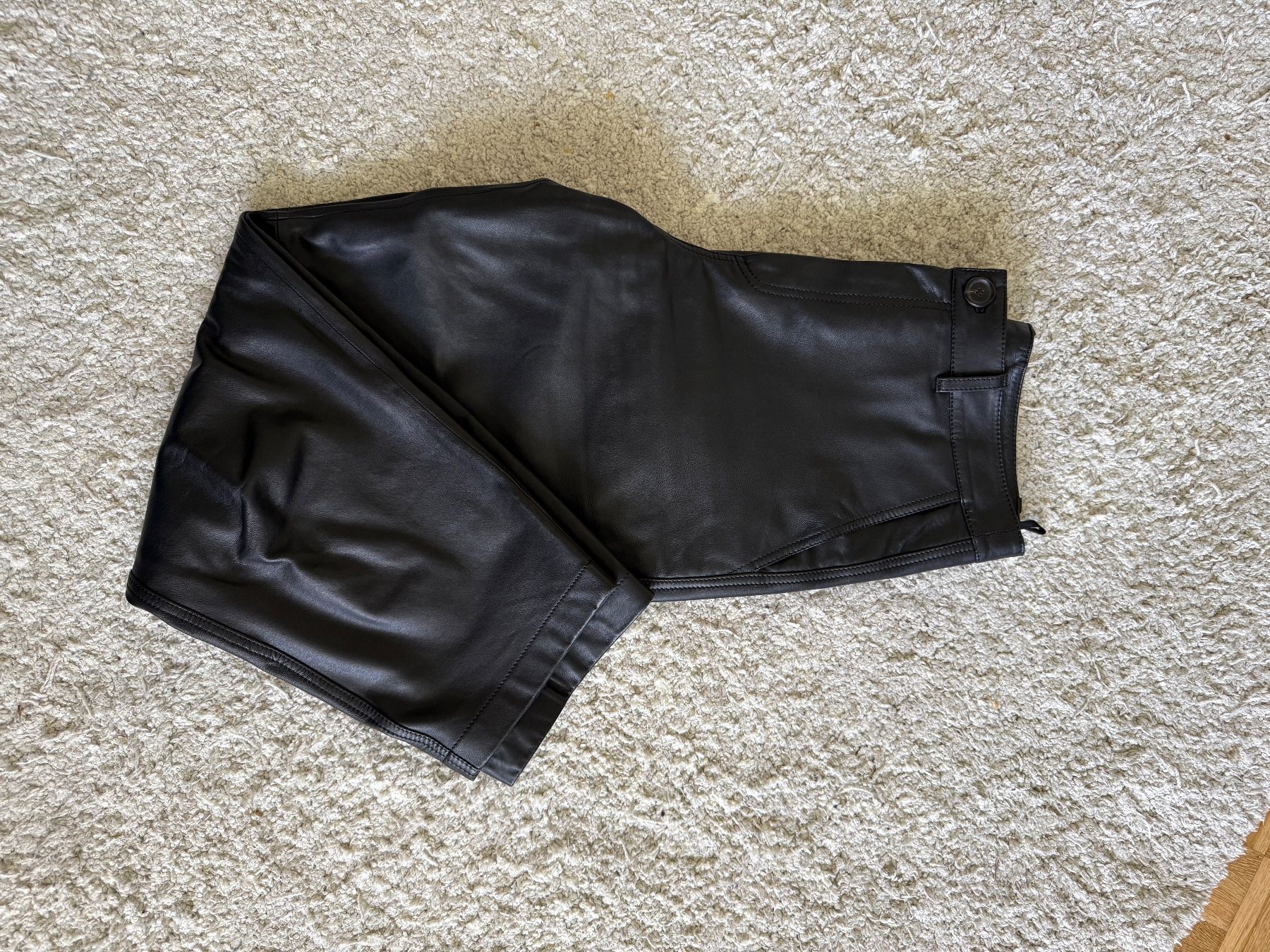 Massimo Dutti Pantaloni: Lederhose Massimo Dutti – Usato da Küsnacht ZH venduto da nat_m97w 1