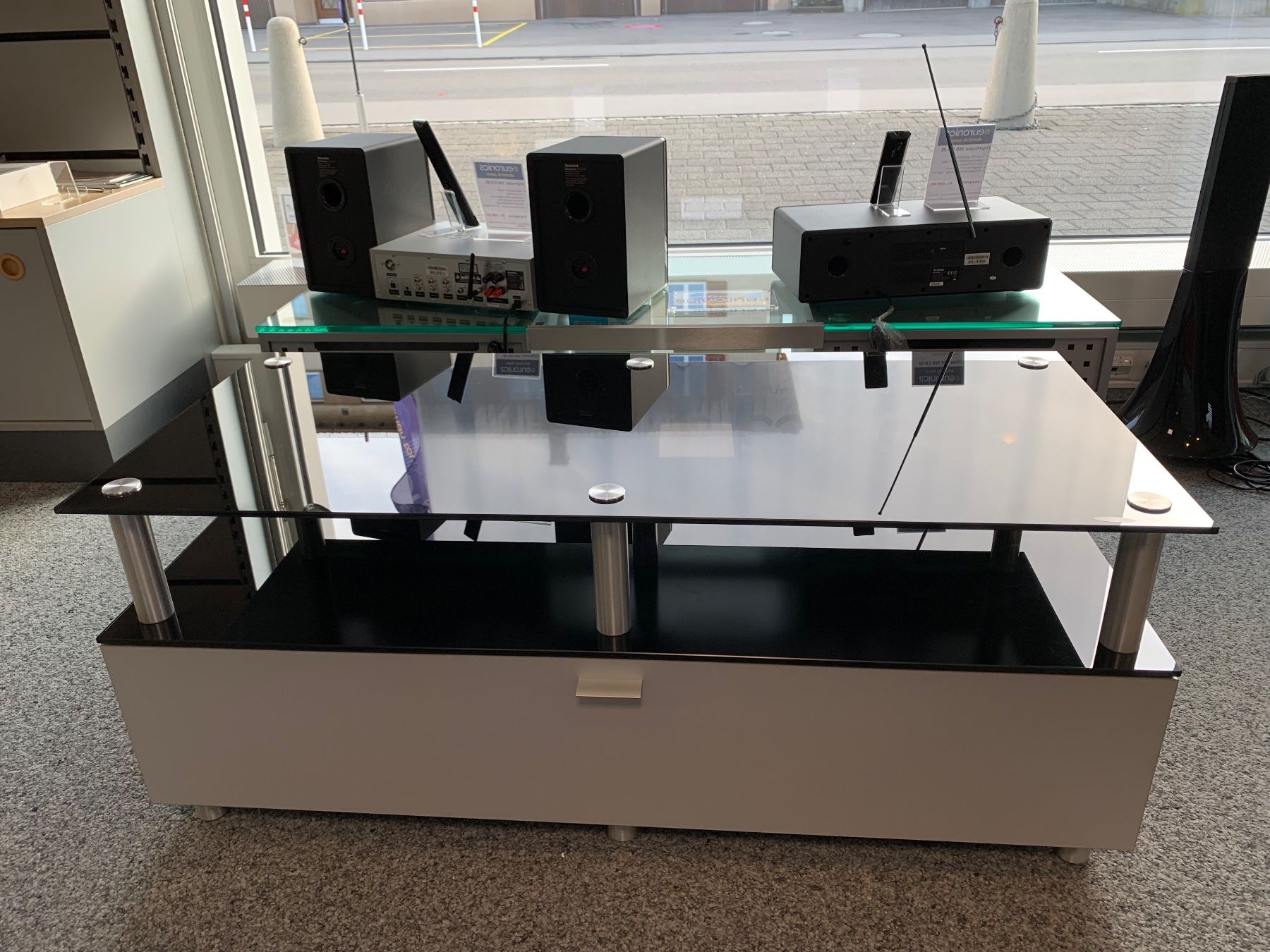 Spectral Mobili TV: Just Racks JRS 121 in silber – Nuovo (secondo la descrizione) da Freidorf TG venduto da DOSE61 1
