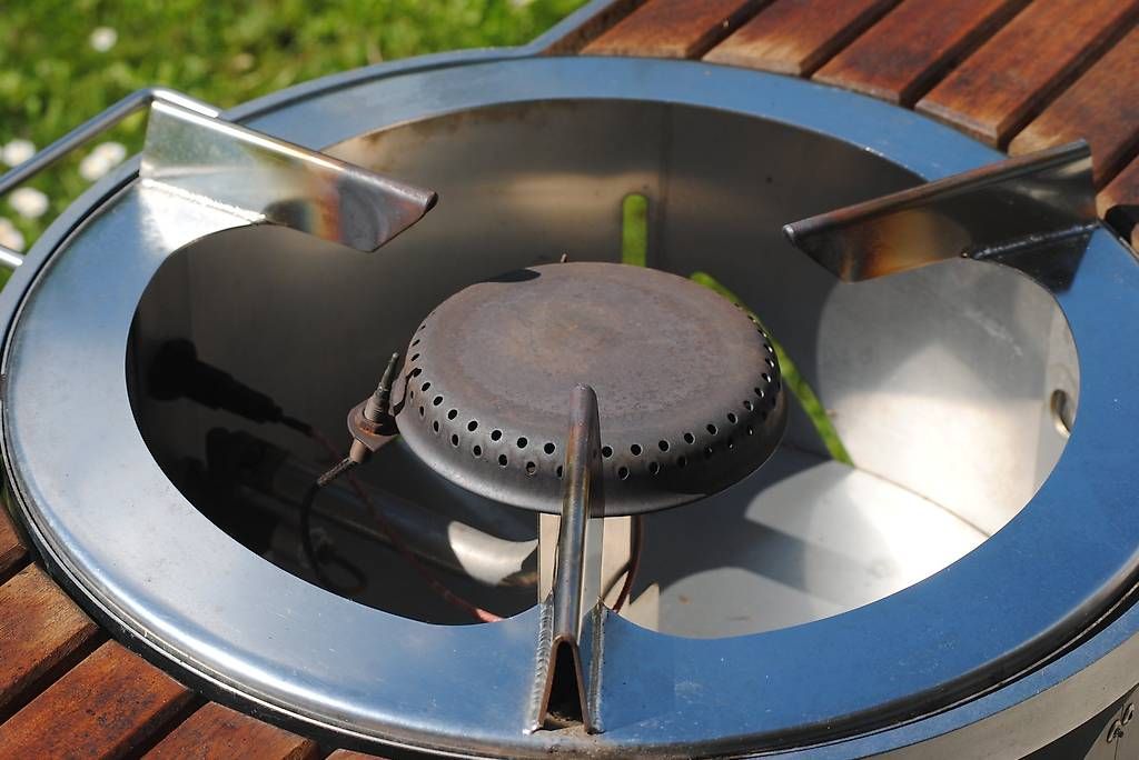 Griglie: Gasgrill Designermodel, gebraucht – Usato da Full-Reuenthal venduto da Rhyblick 3