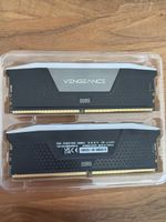 2 x 16GB Corsair Vengeance RGB DDR5-6000 CL36 RAM