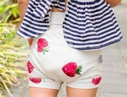 Pantaloni: Kurze Hose mit Blumen/Vogel  98/104  NEU – Nuovo e nell'imballaggio originale da Zürich venduto da sambaum 4