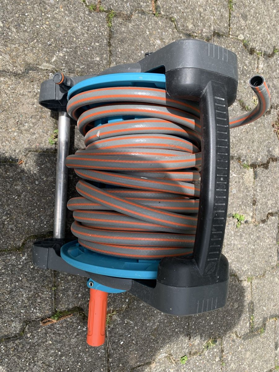 Gartenschlauchrolle von Gardena (Gebraucht) in Möriken AG für CHF 10 – nur Abholung auf Ricardo kaufen