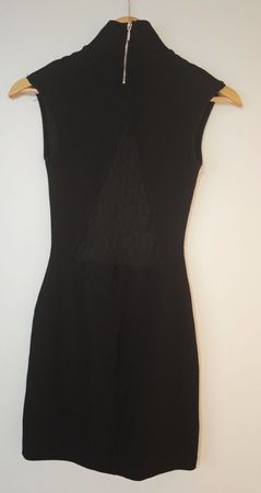 Schwarzes Mini Kleid mit Spitze