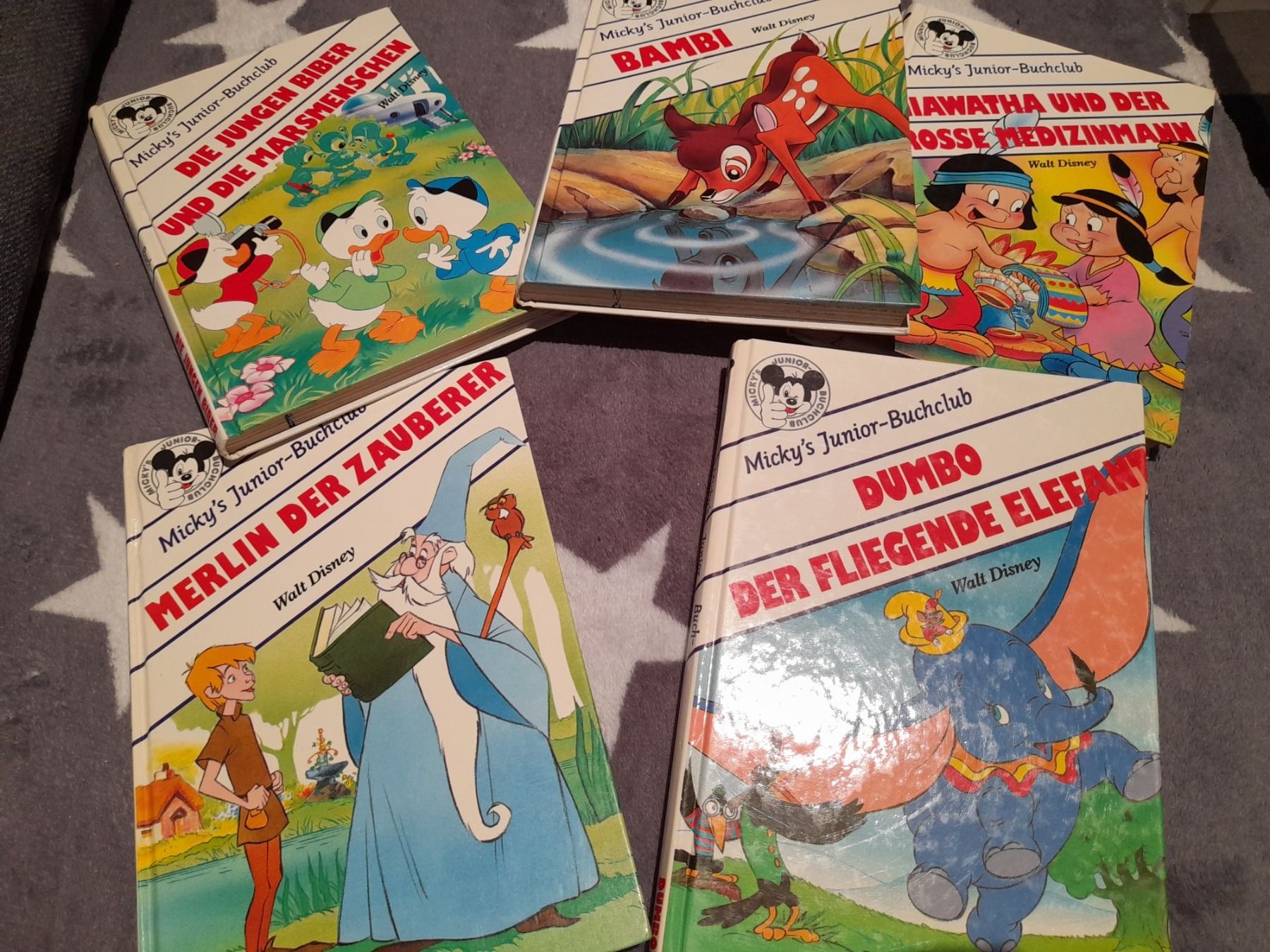 Comics: 5 Micky's Junior Buch 1985 - 87, Dumbo/Merlin/Bambi... – Gebraucht aus Eiken von Lashar