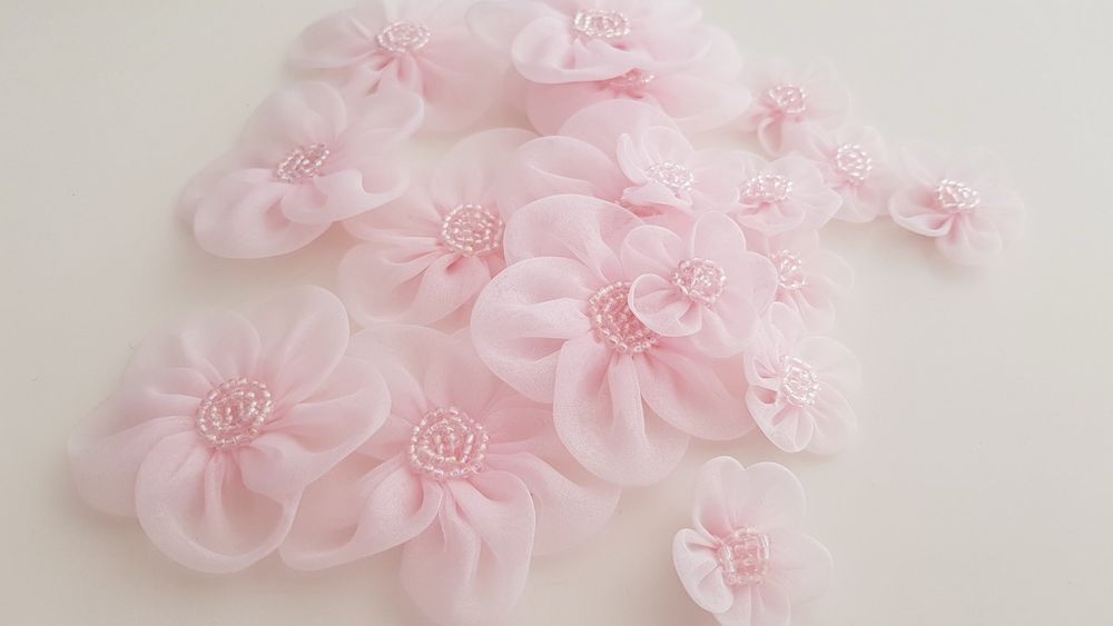 Blumen Applikation Tüll Perlenbesetzt 19St (Neu (gemäss Beschreibung ...