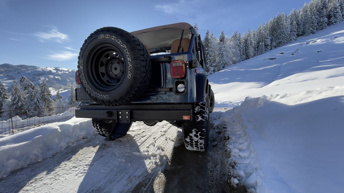 Jeep Automobili: Jeep CJ-7 – Usato da Boltigen venduto da Rotobi 2