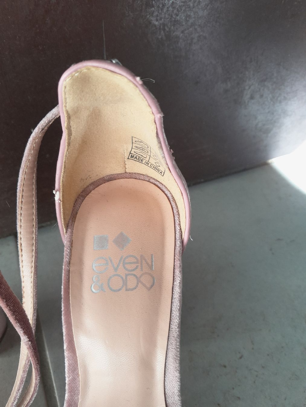 Scarpe da donna: Even&Odd Samt Highheels Rosa, Gr. 38. – Usato da Oberneunforn venduto da Urstin 2