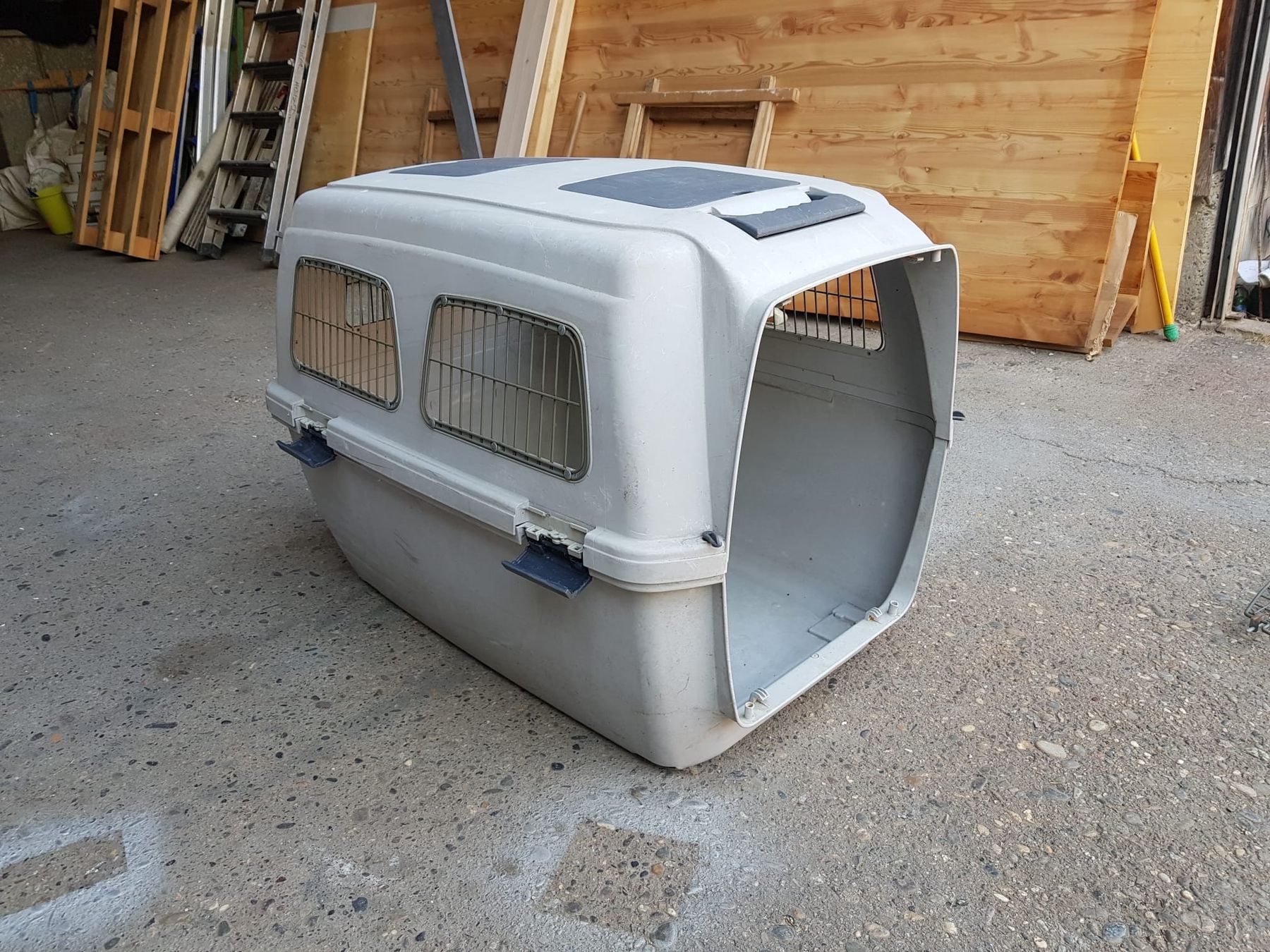 Liege- & Schlafplätze: Hunde Box - Tiertransport box - leicht – Gebraucht aus Bubendorf von meda0404 3