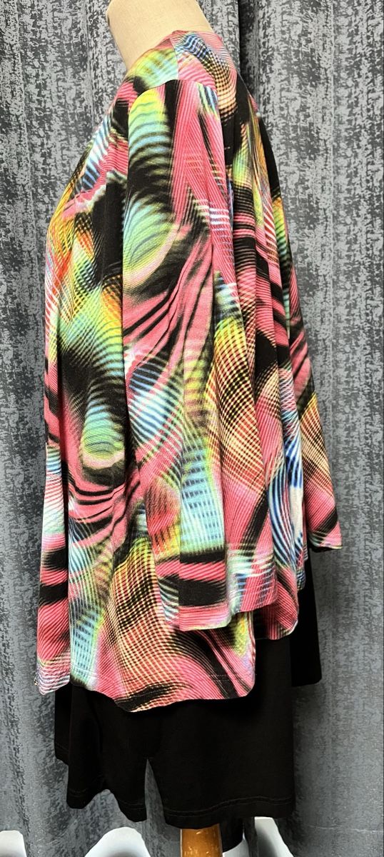 Lotti di vestiti: Sommertop mit offenem Cardigan Gr. 48 – Nuovo (secondo la descrizione) da Eglisau venduto da regulmei 1
