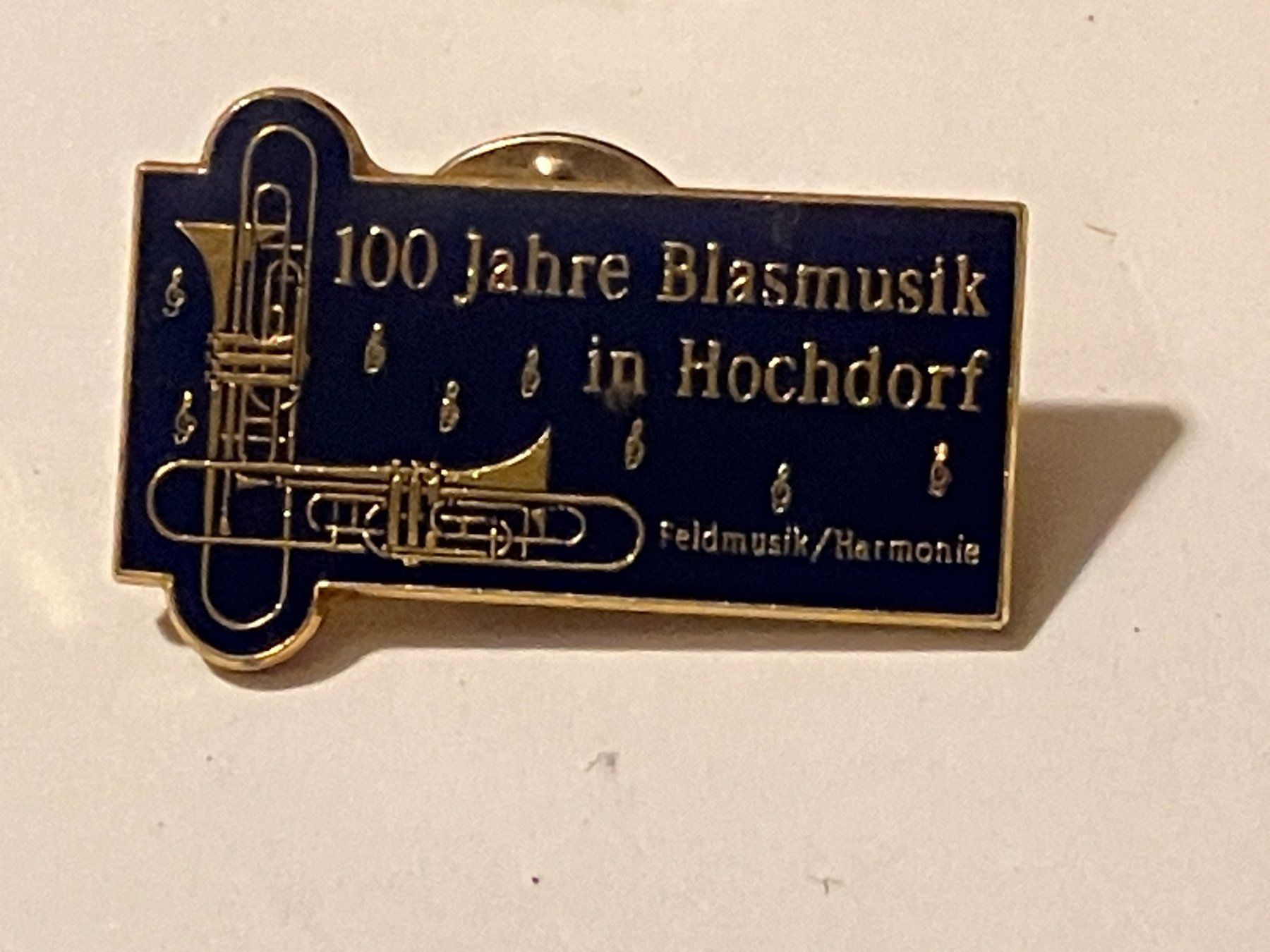 Placchette & Badge: 1 Pin Blasmusik Hochdorf 100 Jahre – Usato da Basel venduto da djwwpp