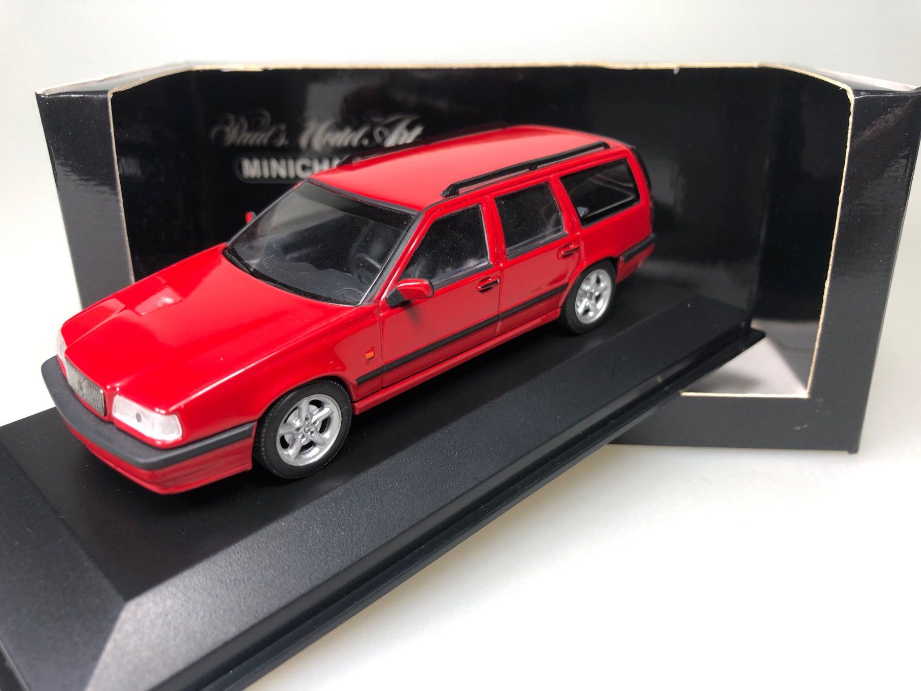 Volvo Modellini d'auto: Volvo 850 Break - Minichamps - 1:43 – Usato da Widen venduto da Himan