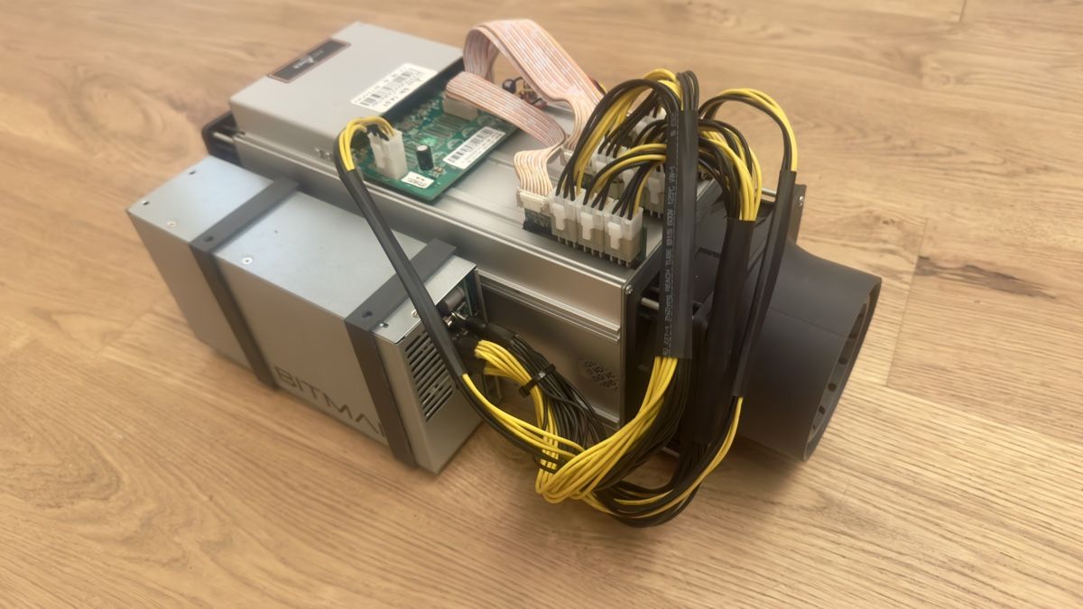 Bitmain Coin Miner:  Bitcoin Miner – Gebraucht aus Möriken AG von Thaab63 1