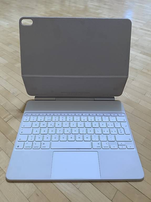 Tastiere: original Apple iPad Magic Keyboard 13" Model A3340 – Usato da Scherzingen venduto da polini42 1