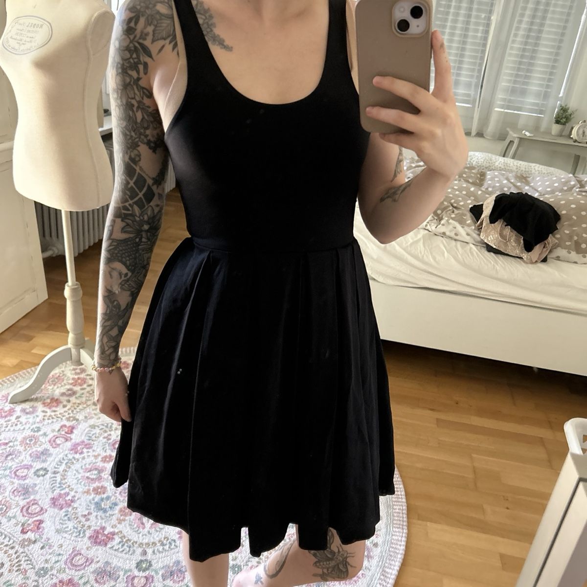H&M Vestiti: Ballonkleid aus den 2000er  – Usato da Ueken venduto da reb_mr5c 3