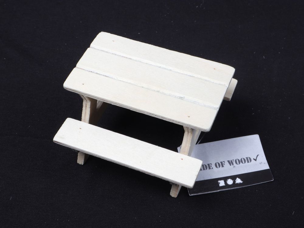Mini Möbel-Tisch mit Bank aus Holz | Kaufen auf Ricardo