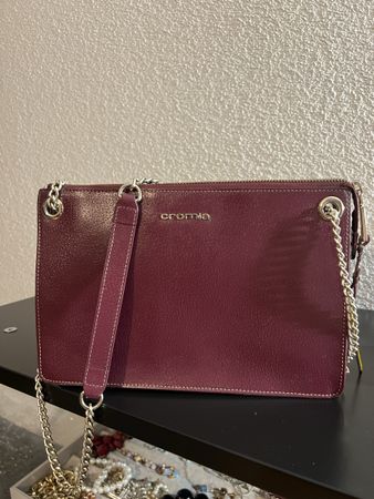 Lila Handtasche Chromia