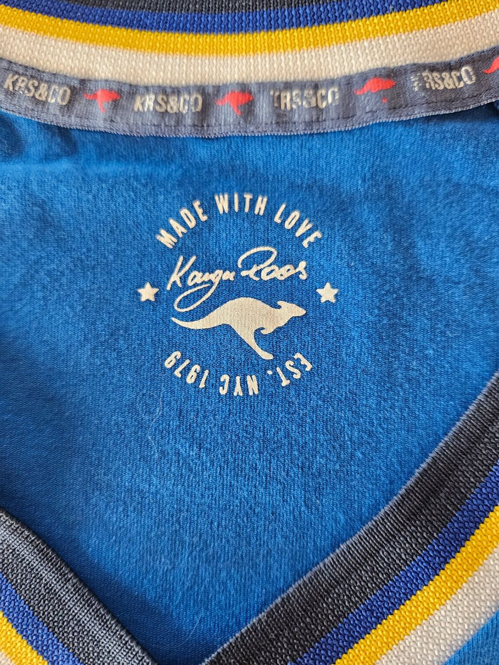T-shirt: T Shirt Kangu Roos – Usato da Kirchdorf BE venduto da Abalona 1