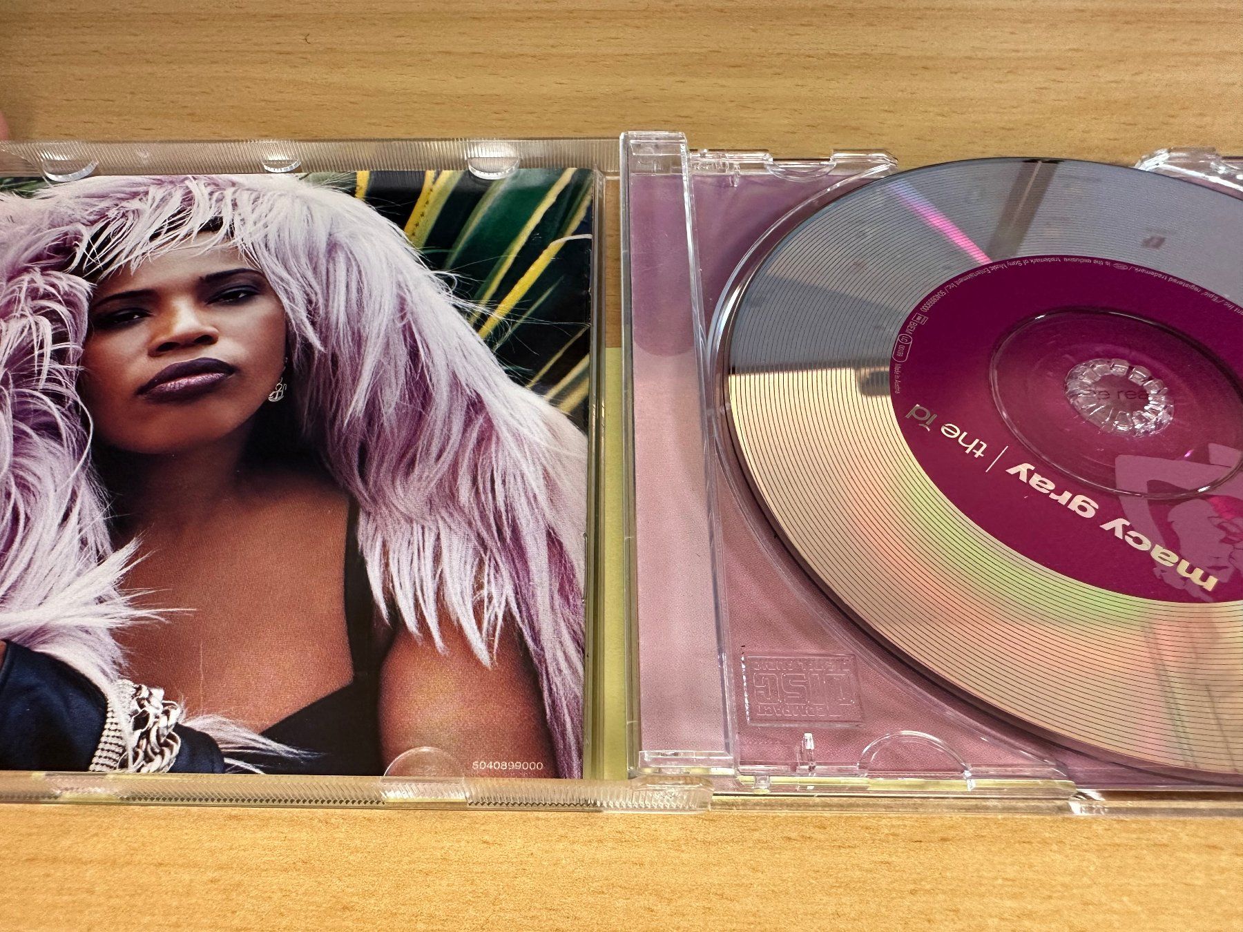 CD: Macy Gray – The Id – Usato da Rikon im Tösstal venduto da Alpenmutz 2