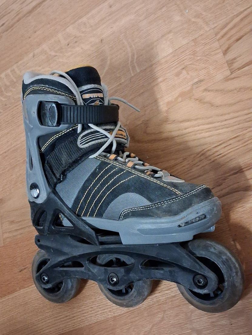 Pattini in linea & Pattini a rotelle: Rollerblade kinder-inlineskates grösse 28 - 32 – Usato da Bern venduto da KavIndustries 2