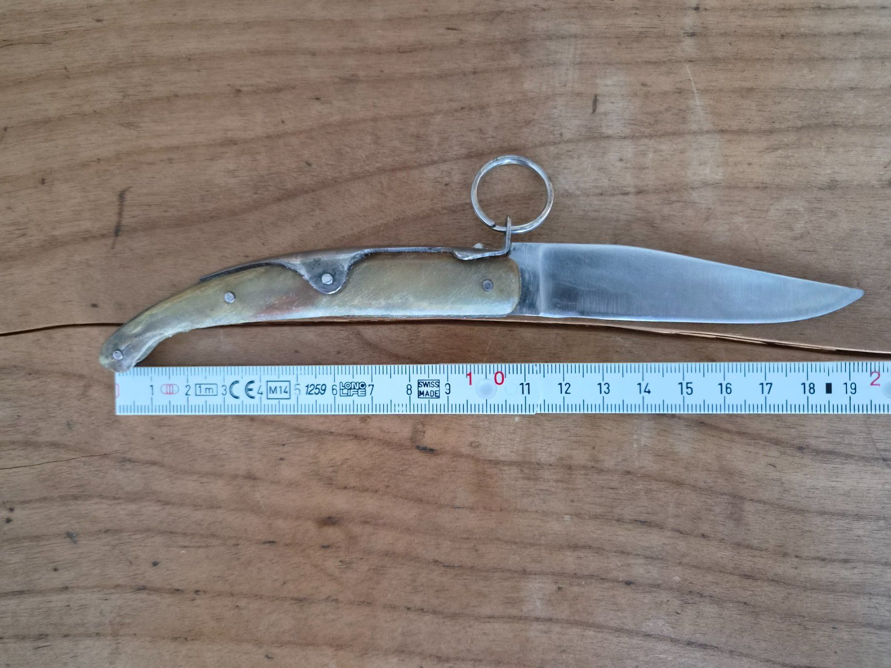 Couteaux de poche: Taschenmesser – D'occasion à Laupen BE par R11rs 5
