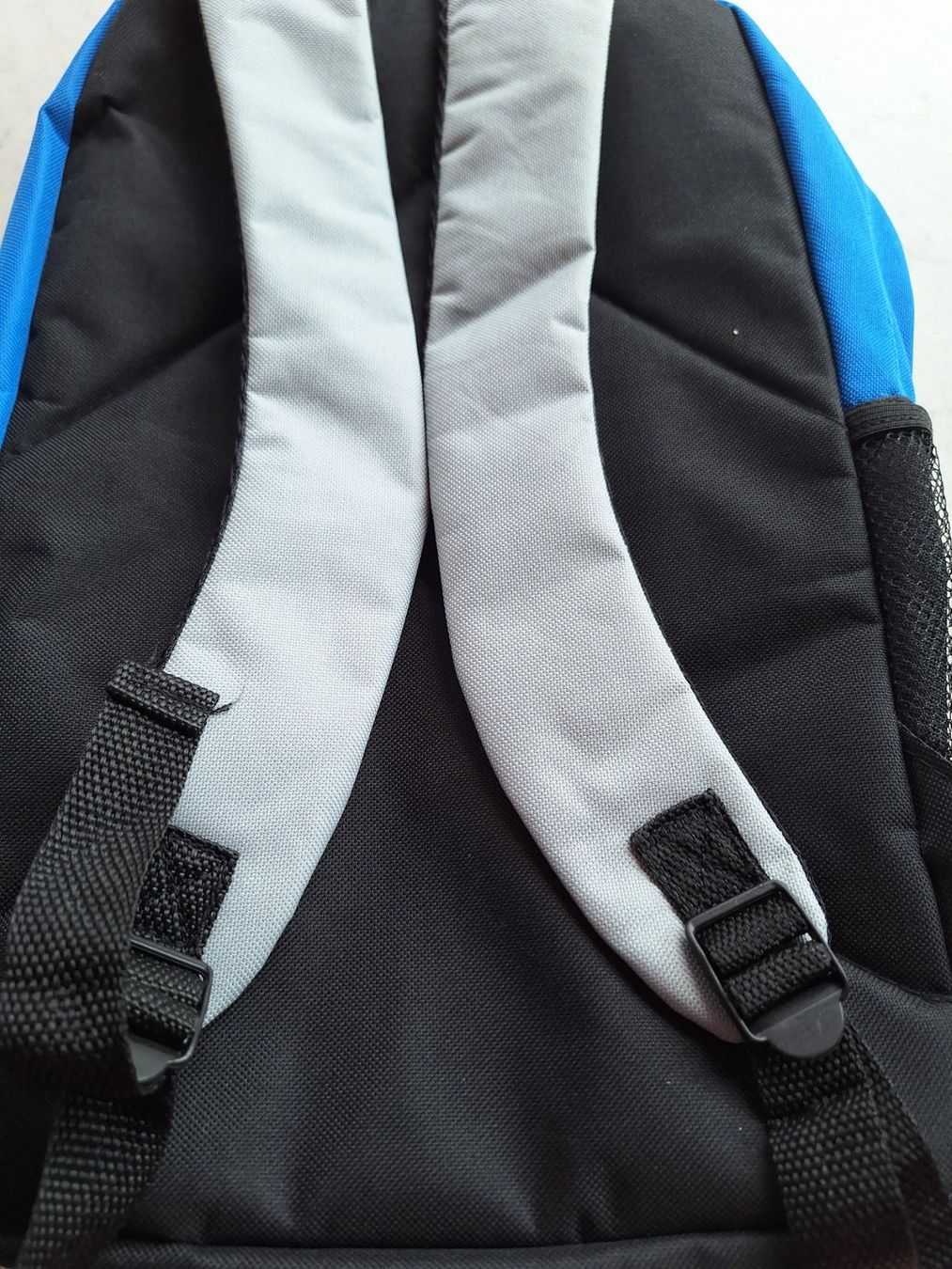 Zaini: AVENTURE SPORTRUCKSACK BLAU – Nuovo (secondo la descrizione) da Huttwil venduto da Kunterbuntli 1