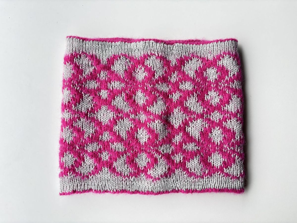 Foulard & Sciarpe: Cowl, Loop, Schauchschal in DoubleFace handgestrickt – Nuovo e nell'imballaggio originale da Fislisbach venduto da handglismet 1