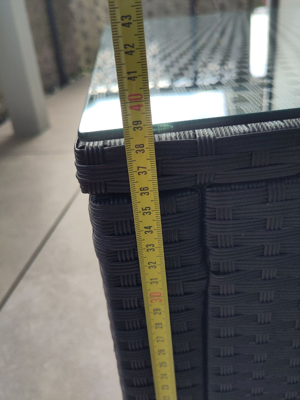 Tavoli: Lounge-Tisch aus Rattan, schwarz – Usato da Dietlikon venduto da TheWeeFox 5