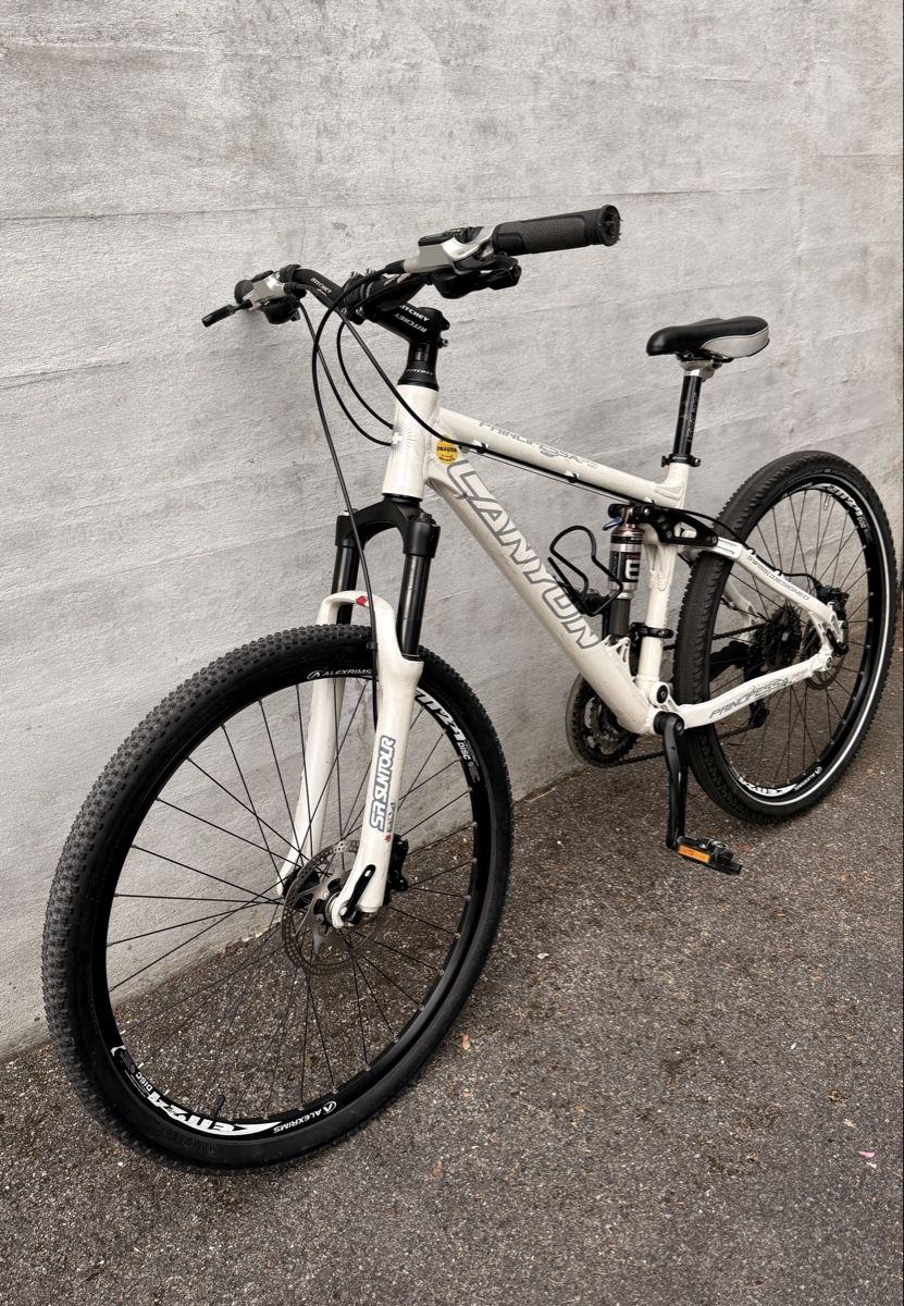 Canyon Vélos: Fully MTB – D'occasion à Goldach par rei_6wpw