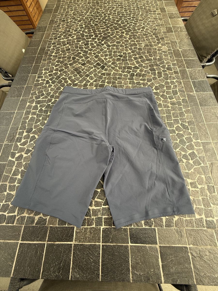 Arcteryx Pantalons: Gamma lt Shorts – Neuf avec emballage d'origine à Jegenstorf par mammut02 1