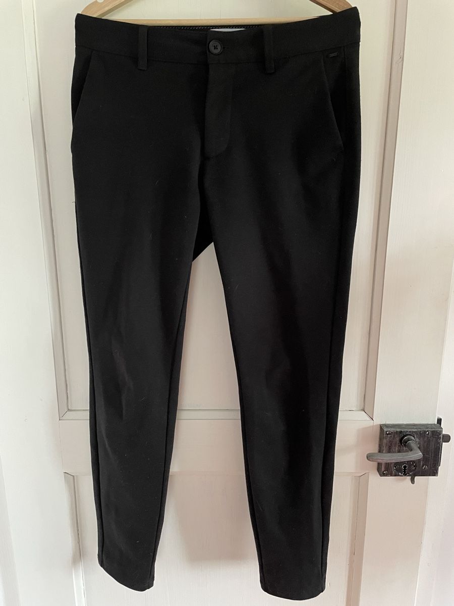 Pantaloni: Pantalon noir élégant et confortable – Nuovo (secondo la descrizione) da Bure venduto da Nono22x 1