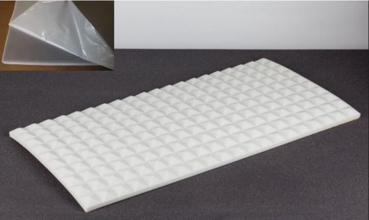 Piatti di portata: Pyramidenschaumstoff 3 cm Basotect weiss selbstklebend – Nuovo e nell'imballaggio originale da Sta. Maria VM venduto da ewosswissgmbh