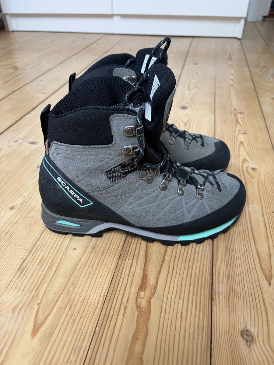 Scarpa Scarpe da donna: Scarpa Damen Wanderschuhe Gr. 39 – Usato da Bern venduto da mae_jn57 1