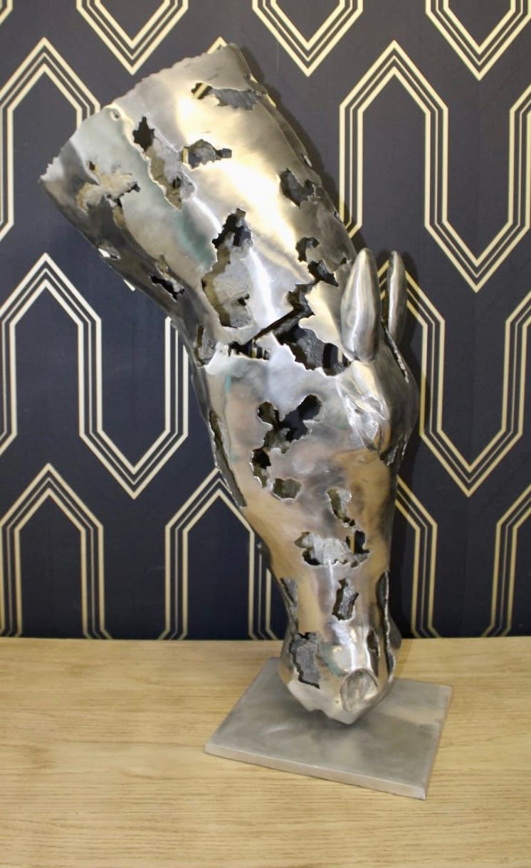 Skulpturen & Statuen: Pferdekopf Skulptur aus recyceltem Aluminium – Gebraucht aus Ottikon von san_w99n