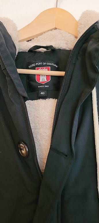 Giacche: Derbe Winterjacke, Gr. 40 – Usato da Zürich venduto da col_8d6h 2