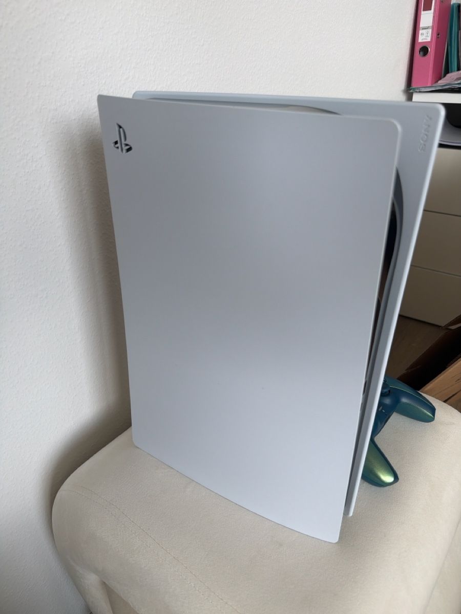 Sony Console: PlayStation 5 Disc Edition (CFI-1216A) ikls. 2 Controller – Usato da Liestal venduto da arl_6tv7 5