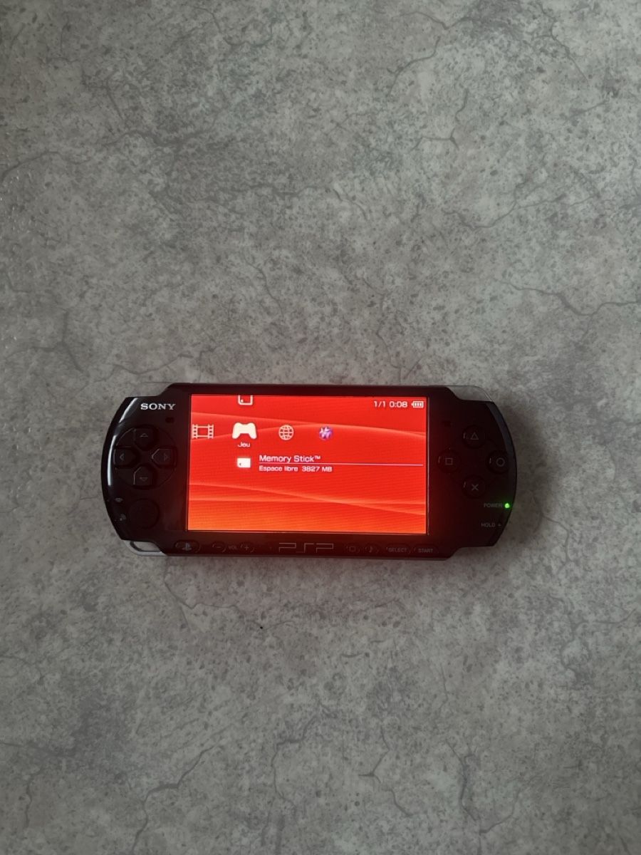 Sony Console: Psp 3004 avec la boîte!!! – Usato da Fribourg venduto da dio_79ds 3