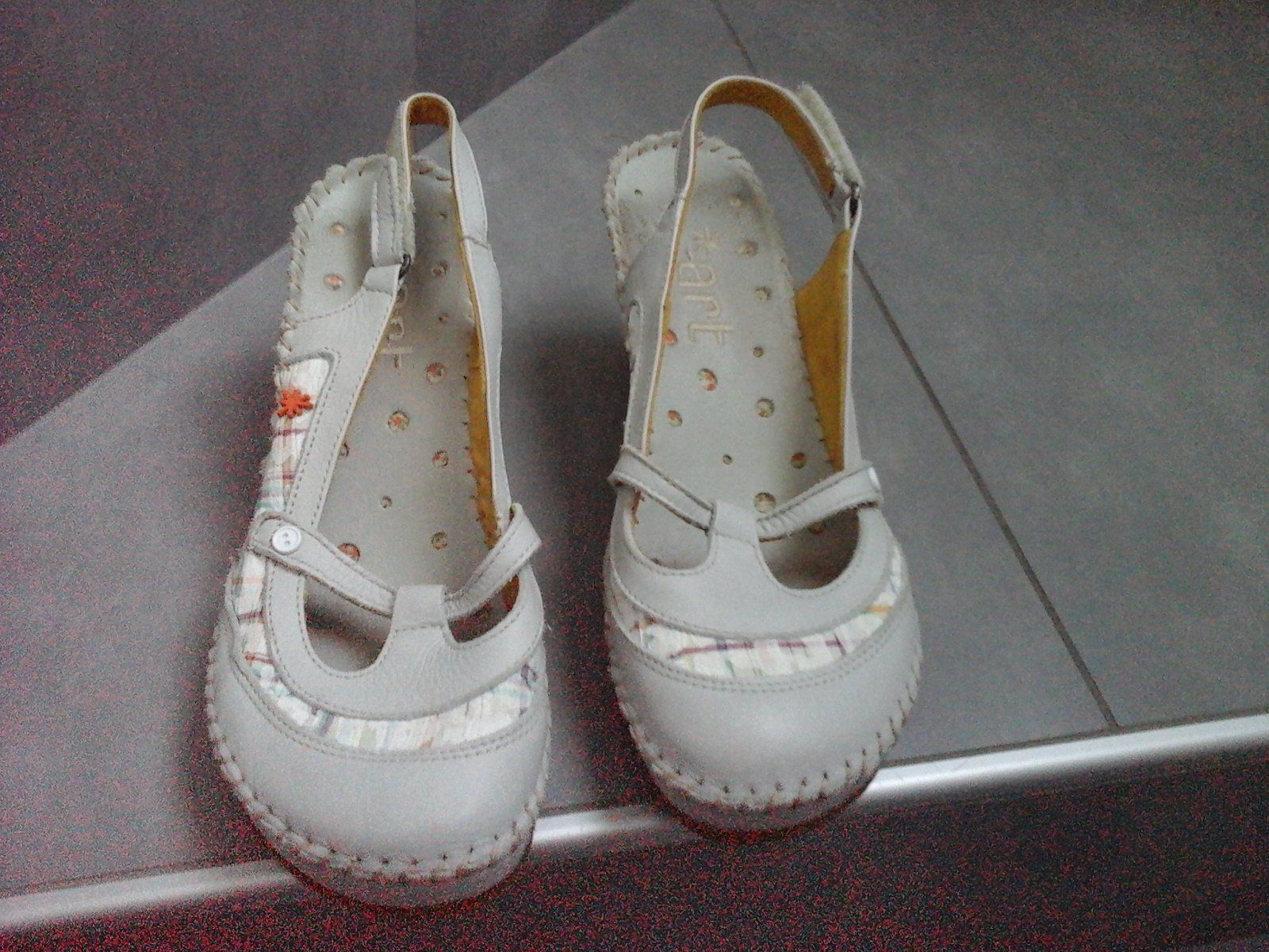Art Damenschuhe: Sandales Art – Neu (gemäss Beschreibung) aus Vicques von prairie0809